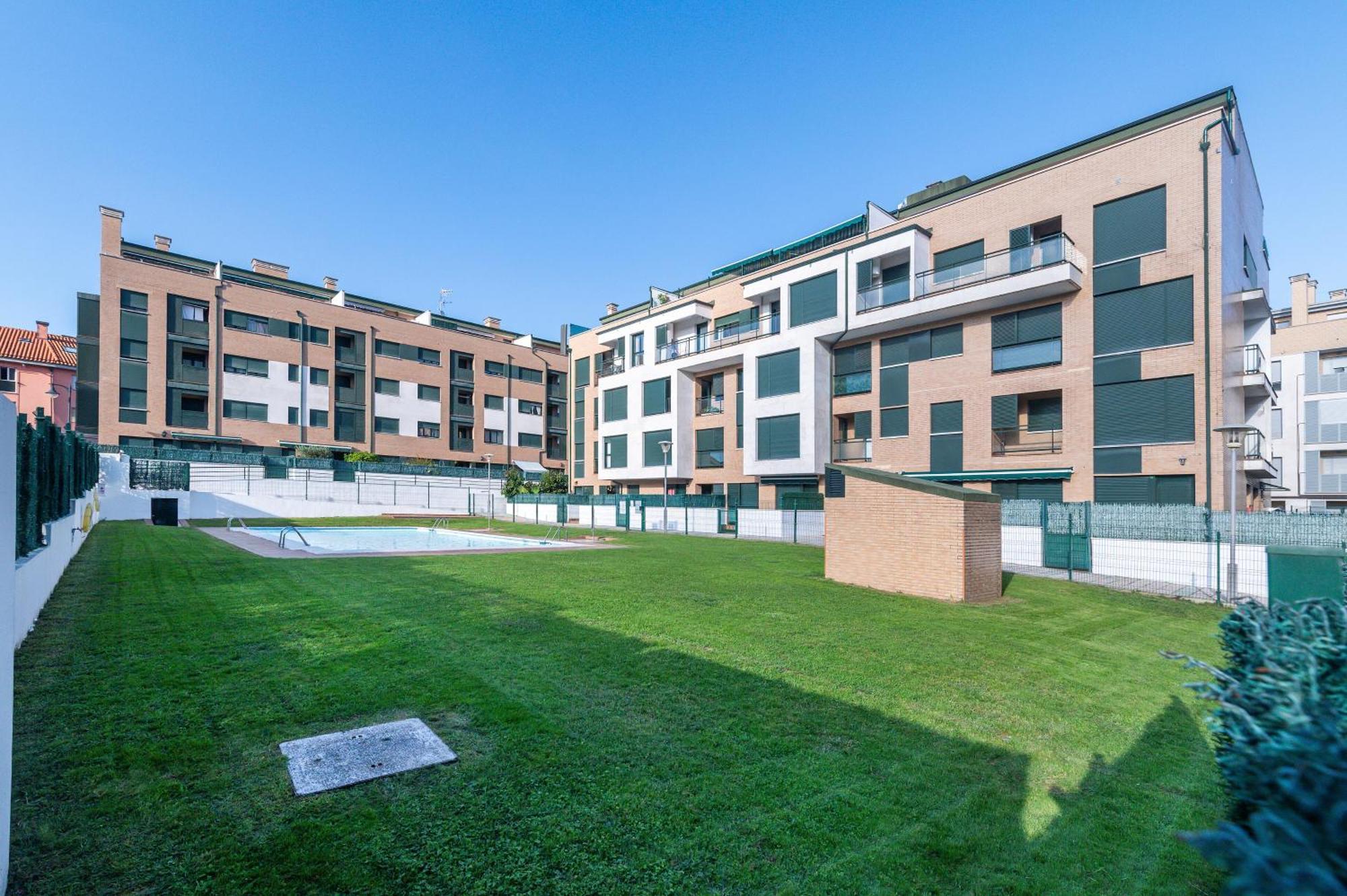 Alloru, Apartamento Con Piscina La Playa A 3 Km Vut-2714-As Llanes Kültér fotó